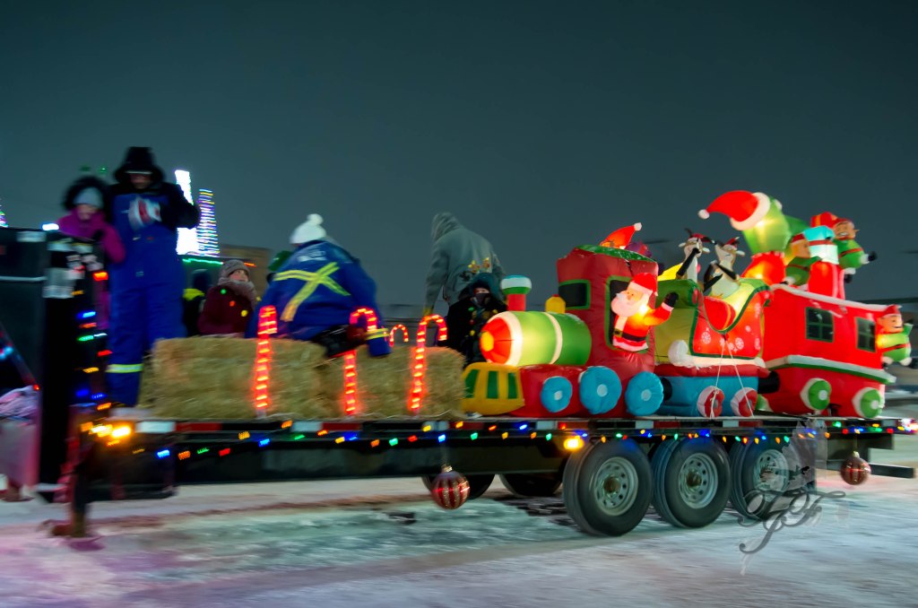 Cold didn’t stop hundreds from turning out to FSJ’s annual Christmas&nbsp;Parade
